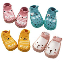 XM-Amigo 4 Pairs of Baby Boys Girls Indoor Pre-Walker Shoes Slippers Anti-Slip Shoes Socks