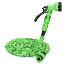 Navaris 15m Expandable Garden Hose - Flexible Water Pipe with 7 Pattern Spray Gun - No Kink Lightweight Hose for Washing Car, Gardening - Medium