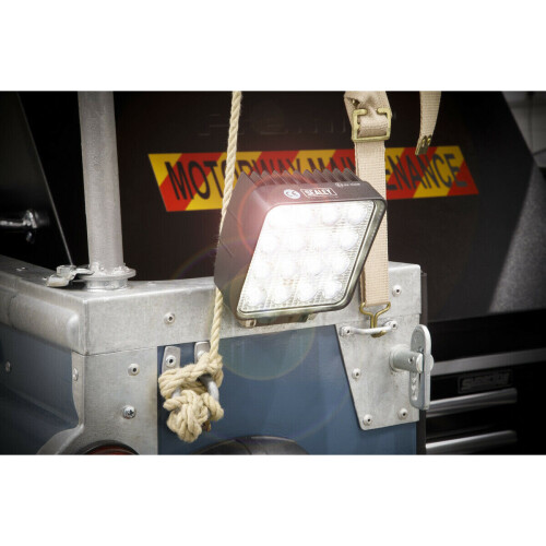 Loops Waterproof Work Light & Mounting Bracket -48W SMD LED - 108mm Square Flash Torch 2