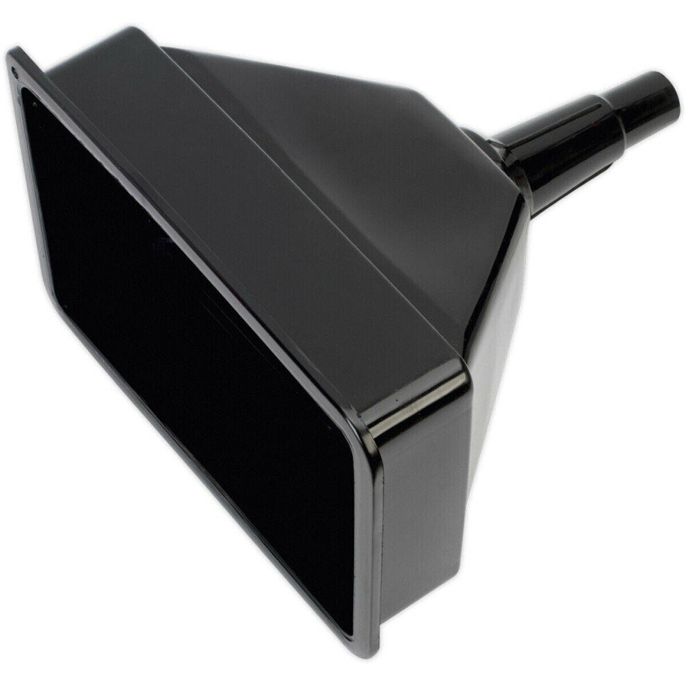 Loops Heavy Duty Tractor Funnel With Debris Filter - High Density - Tapered Spout