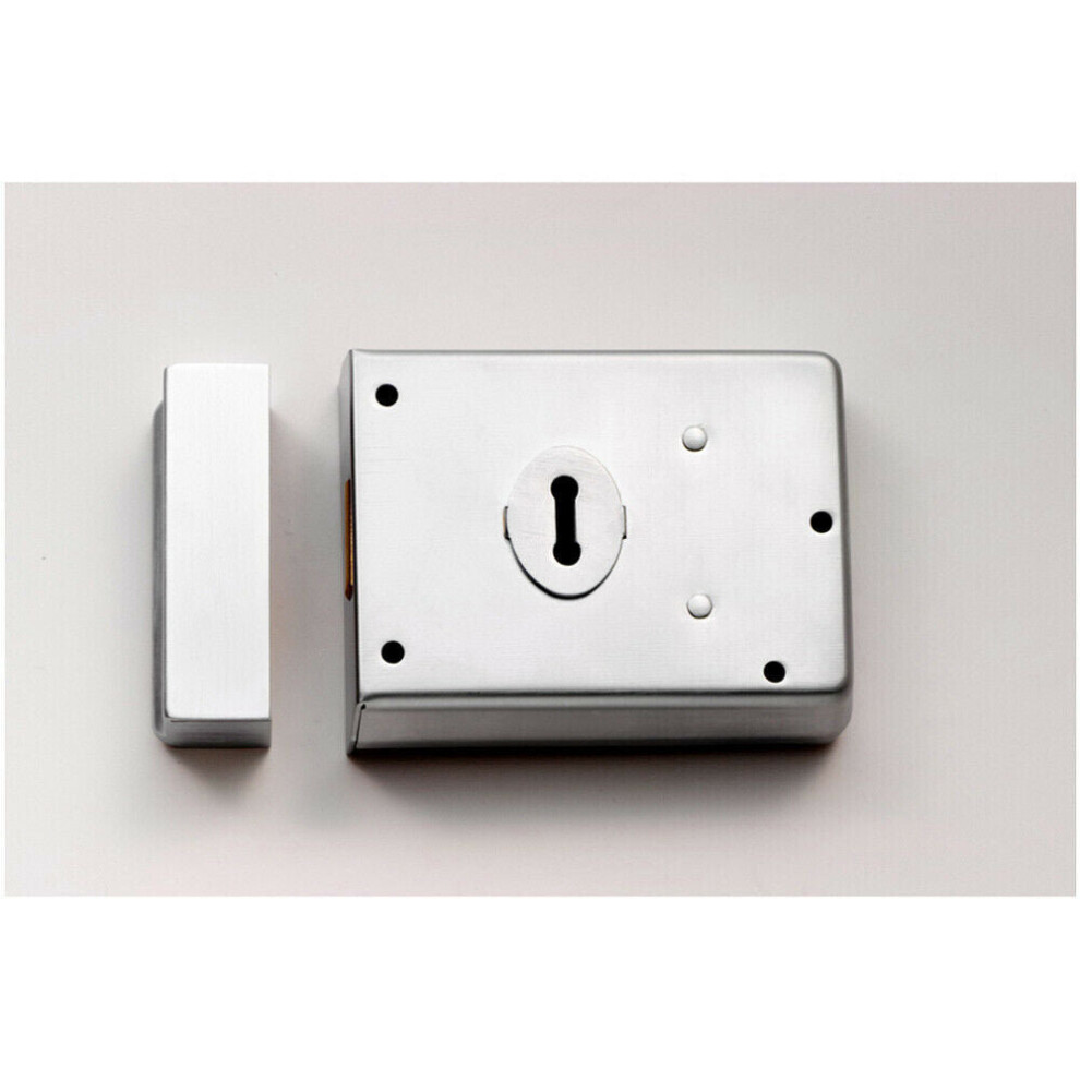 Traditional Contract Rim Deadlock 102 x 76mm Satin Chrome Door Latch