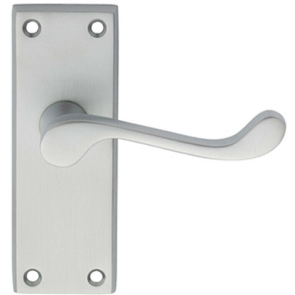 Pair Victorian Scroll Lever On Short Latch Backplate 118 X 43Mm Satin Chrome 5056492578027