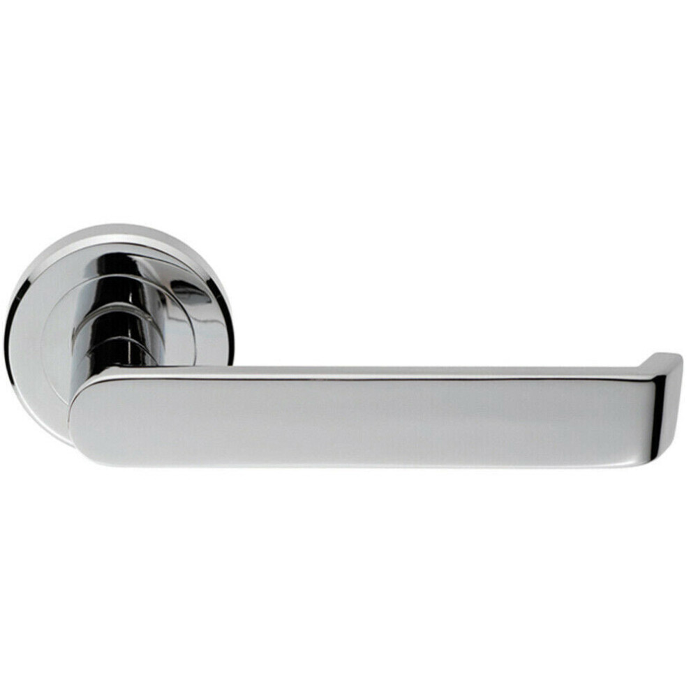- Flat Faced Lever On Concealed Fix Round Rose 50.5mm Diameter Polished Chrome - Image 2