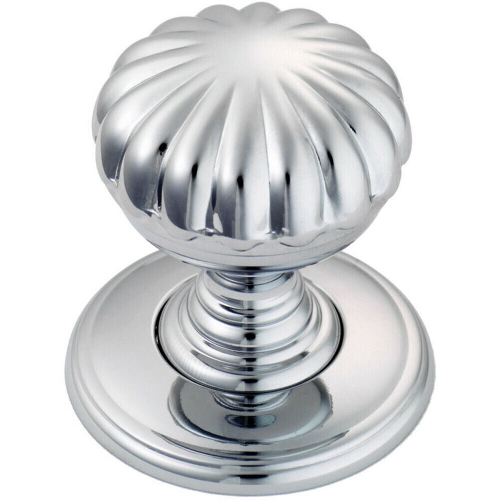 Loops Flower Design Textured Cupboard Door Knob 31Mm Diameter Polished Chrome