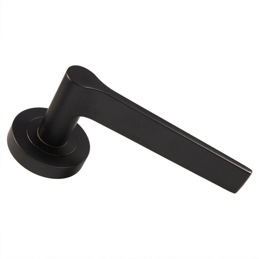 PAIR Straight Rounded Handle on Round Rose Concealed Fix Matt Black