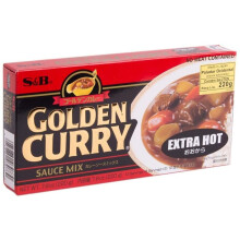 S&B Golden Curry Sauce Mix Extra Hot 12 Servings 220g
