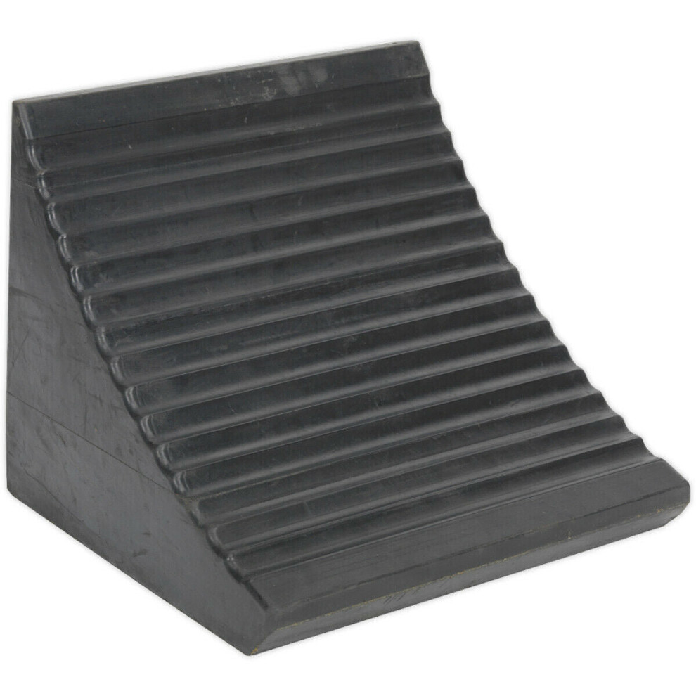 Heavy Duty Rubber Wheel Chock - 3.8Kg - Nylon Reinforced - Robust Carry Handle 5056581947048