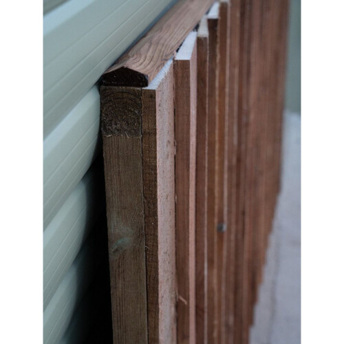 (Height 2ft (60cm) x Width 6ft (1828mm), Without Capping) Closeboard / Feather Edge Fence Panel Brown 2
