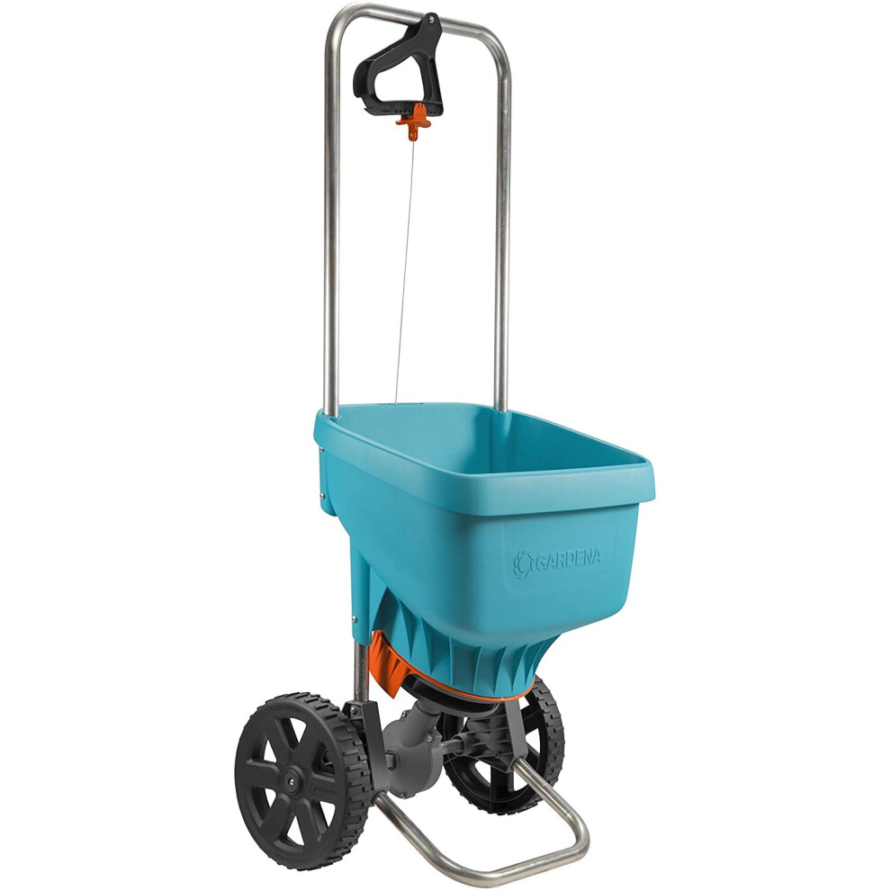 Gardena Spreader Xl: Universal Spreader for Delivering Fertiliser, Seeds and Salt, 1.5-6 m Spreading Width, for About 800 m sq of Lawn Area, 18 Litre