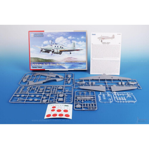 1/72 scale Tachikawa Ki-54Otsu / Hickory Gunner Trainer model kit 1