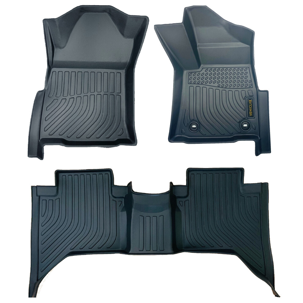 Toyota Hilux Automatic 2016+ 3D / 5D Moulded Tpe Rubber Car Mats 5044282573635