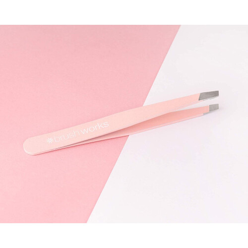 Brushworks Precision Slanted Tweezers 2