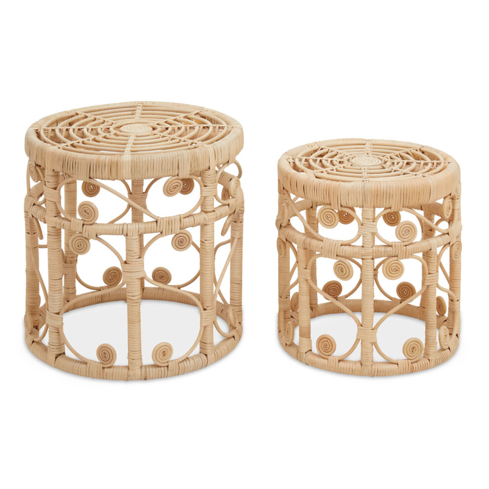 Premier Housewares Elegant Set Of Two Natural Rattan Tables, Round Coffee Table, Sturdy Side Table, Versatile Small Table Brown