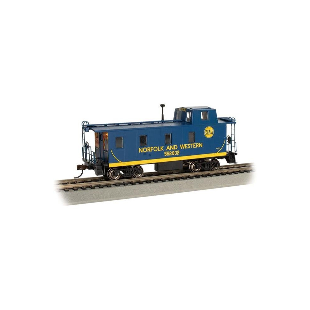 Bachmann BAC14003 Streamlined Caboose with Offset Cupola Norfolk & Western - HO Scale - No.562832