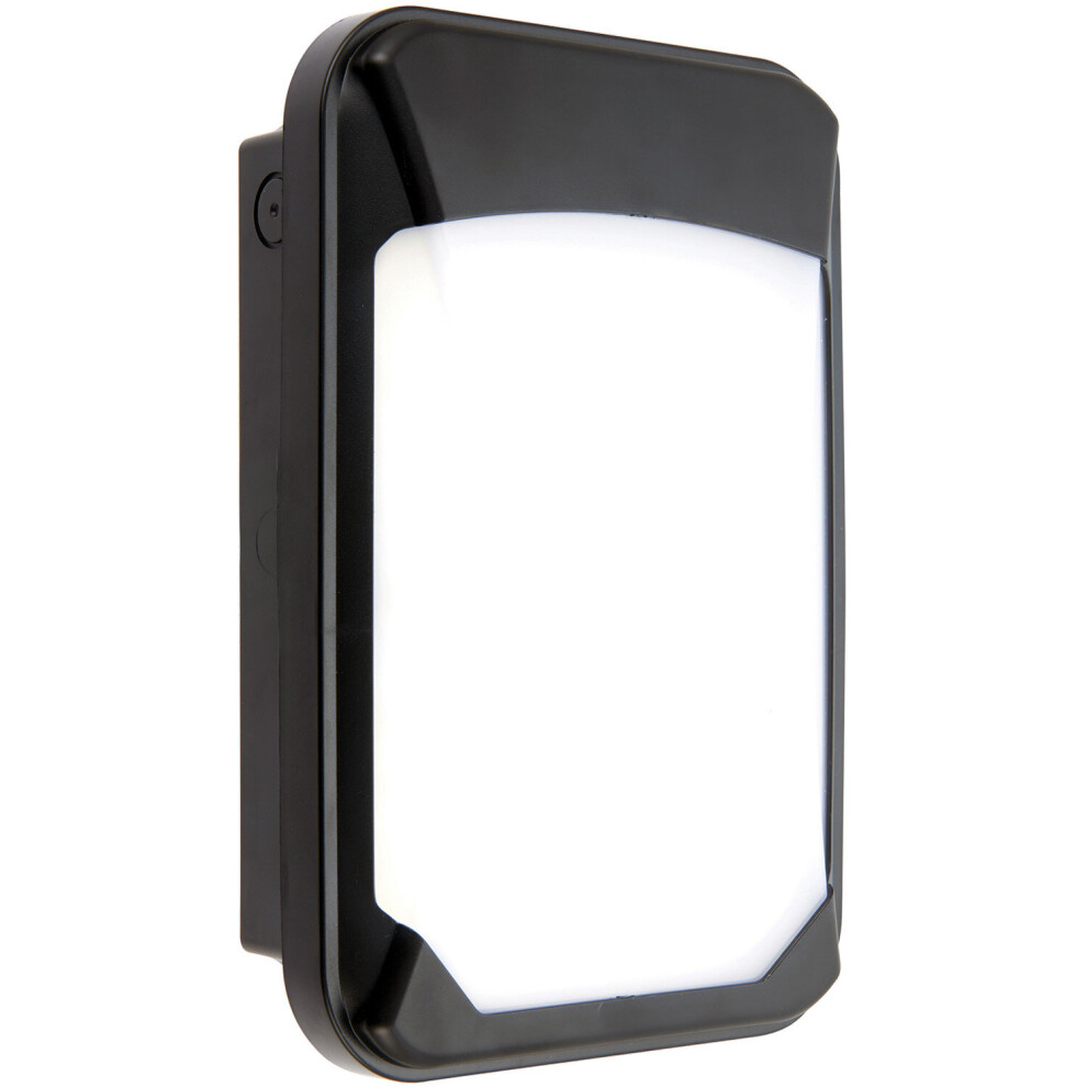 Outdoor IP65 Bulkhead Wall Light - Cool White LED - Microwave Sensor