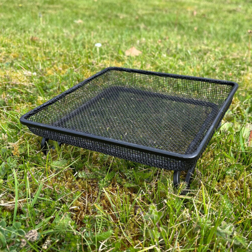 Selections Metal Ground Bird Feeder Seed & Nut Tray 1
