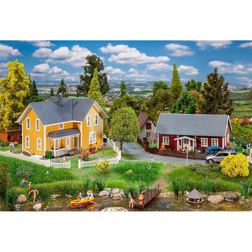Faller FA130604 2 Schwedenhäuser Model kit, Various