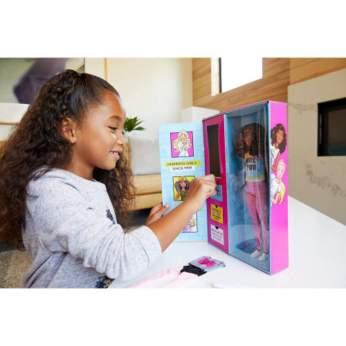 Barbie Barbie GLH63 Doll and Accessories 1