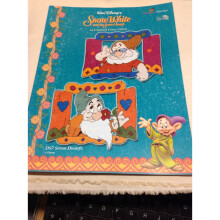 Disney DS7 Snow White and the Seven Dwarfs Counted Cross Stitch Chart Book
