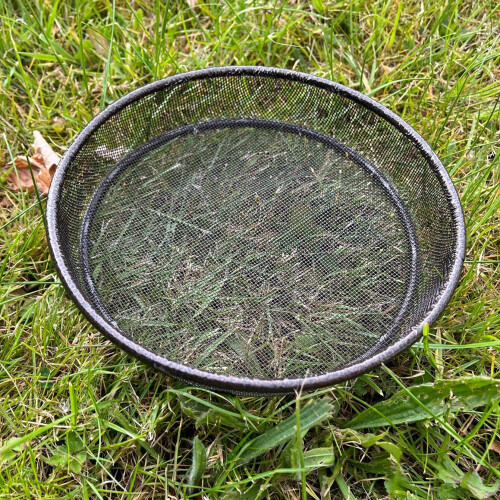 Selections Bird Feeding Station Metal Seed Mesh Dish Tray 1