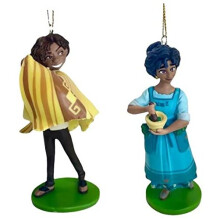 Encanto Camilo Madrigal & Julieta Mom Ornament Set Figure Figurine 3