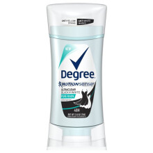 Degree Women UltraClear Antitranspirant Deodorant Black+White Pure Rain 2,6 oz