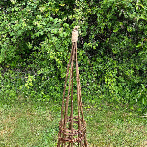 Selections Rustic Willow Garden Obelisk (1.15m) 2