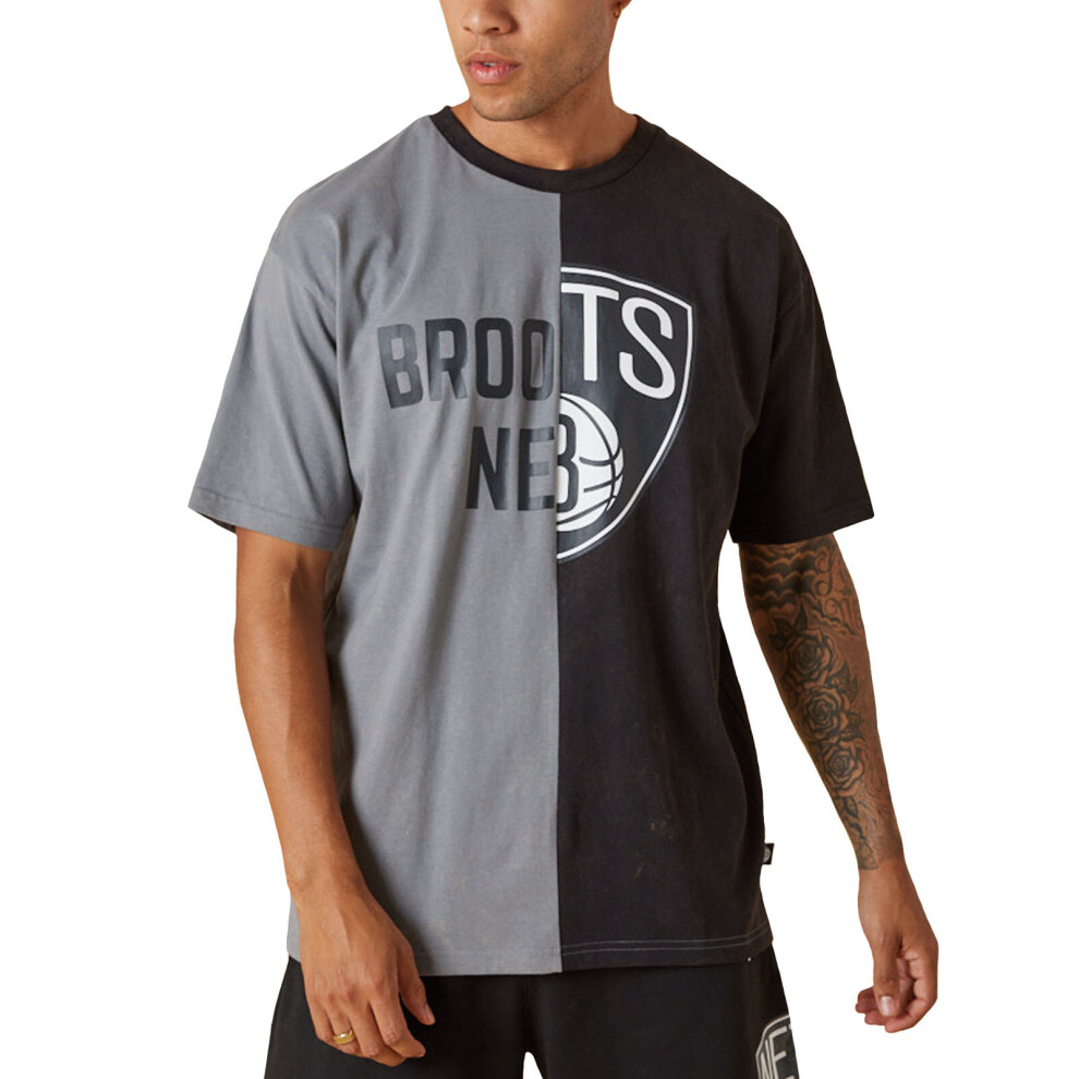 (M, Black) New Era Mens Brooklyn Nets NBA Split Graphic Crew Neck T-Shirt Tee Top - Black