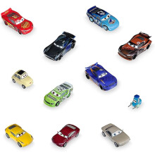 Disney Cars 3 Deluxe Figure Play Set