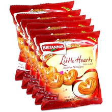 (Pack of 6) Britannia Little Hearts Biscuits 75g