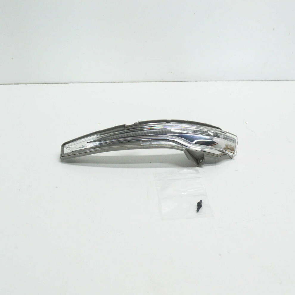 MB S-CLASS W222 Right Mirror Turn Indicator A0999067401 on OnBuy