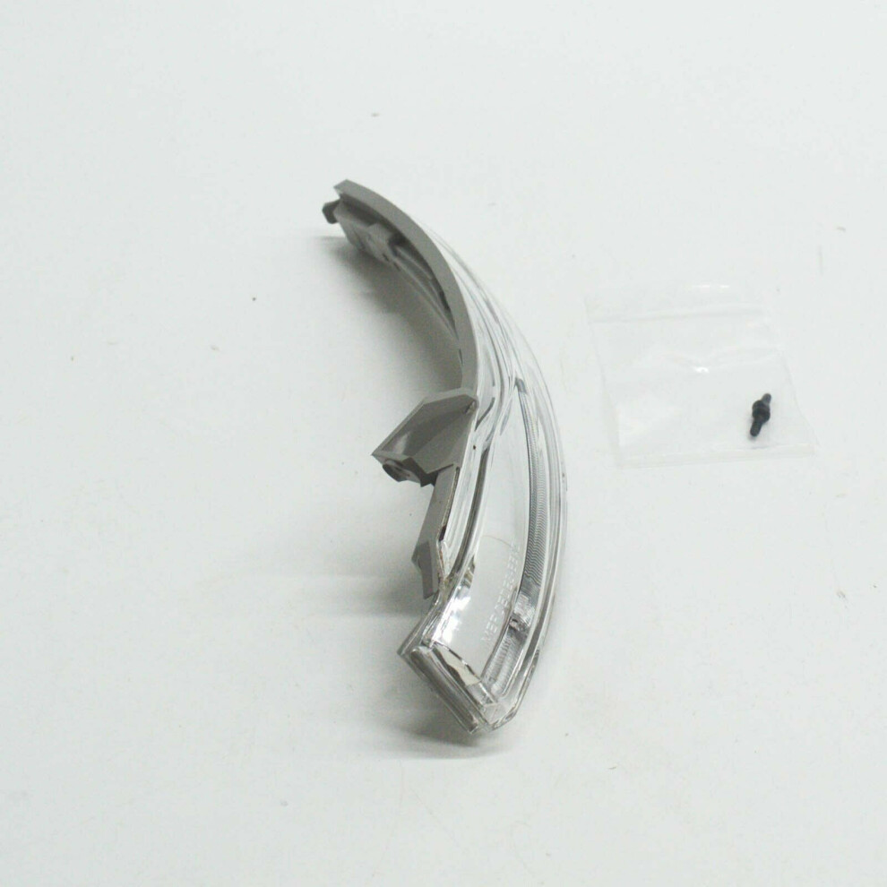 MB S-CLASS W222 Right Mirror Turn Indicator A0999067401 on OnBuy