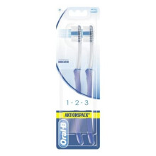 Oral-B 1,2,3 Indicator 35 Toothbrush, Medium, Pack of 2