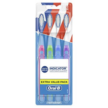 Oral-B-indikatorkonturrene tandb?rster Medium 4 t?ller ekstra v?rdipakke (farve kan variere)