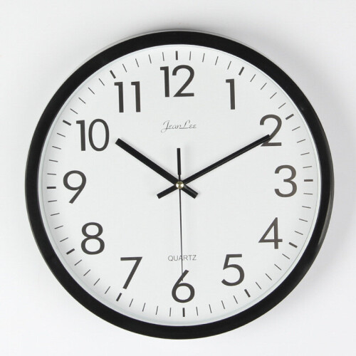(black) Retro Round Wall Clock Silent
