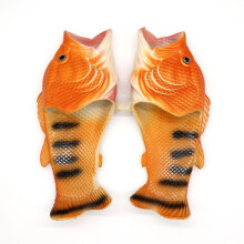 (Golden, EU44/EU45) Creative Fish Shower Slippers Funny Beach Shoes Sandals Bling Flip Flops