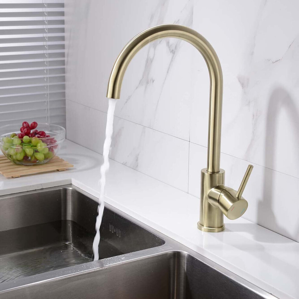 Kitchen Single Lever Mixer Tap with Diffuser 360 Swivel Brushed Brass Manhattan