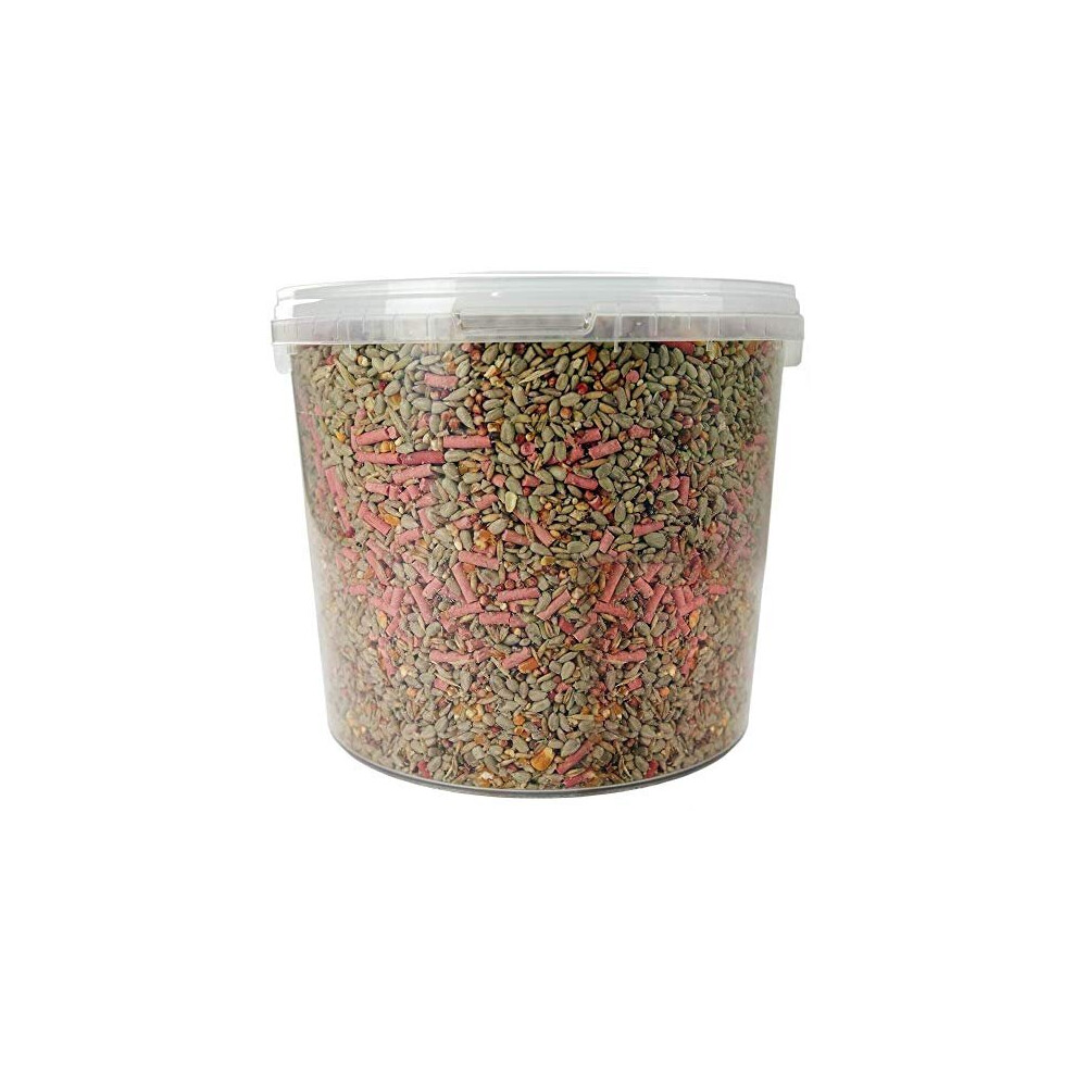 SQUAWK Premium Wild Bird Food | No Mess Garden Birds Feed Mix | Contains Berry Suet Pellets and Sunflower Hearts and Kibbled Peanuts | Enhanced S