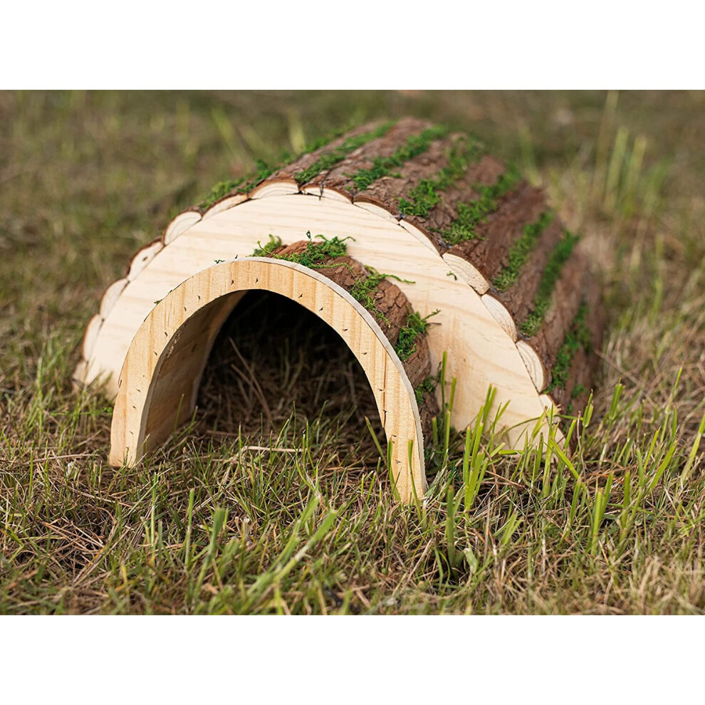 Wooden Hedgehog House Hibernation Shelter with Grass Effect Bark Roof