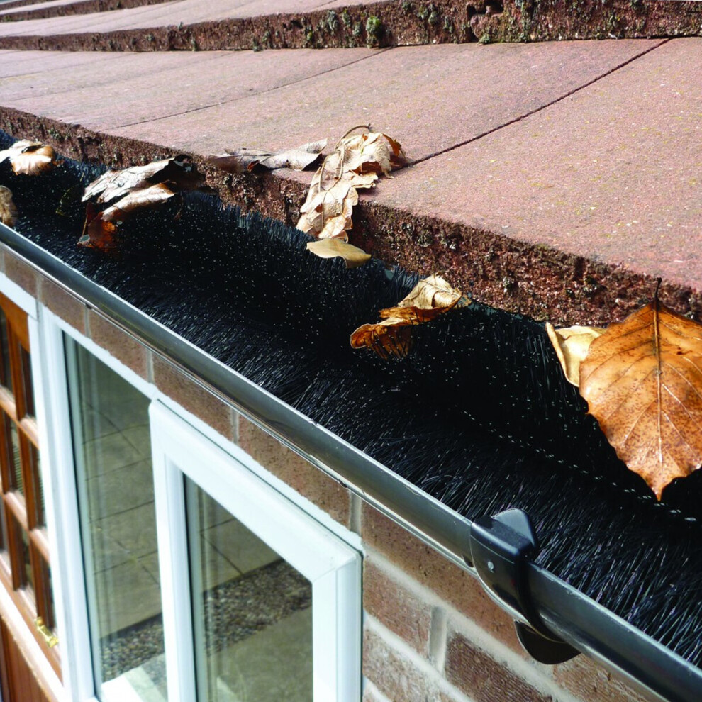 (40M) Groundmaster - Black/White Gutter Guard Brush - Drain Downpipe Leaves Filter
