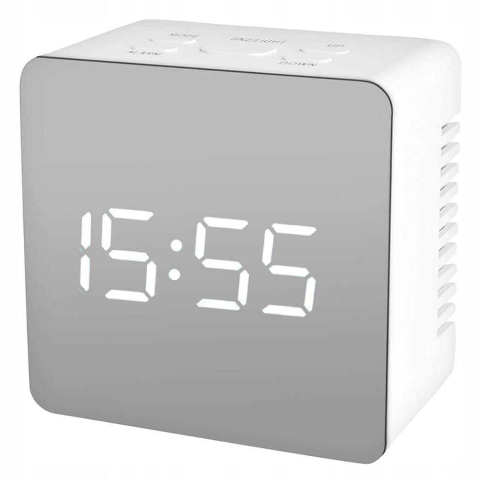 Northix Digital Alarm Clock With Mirror Front