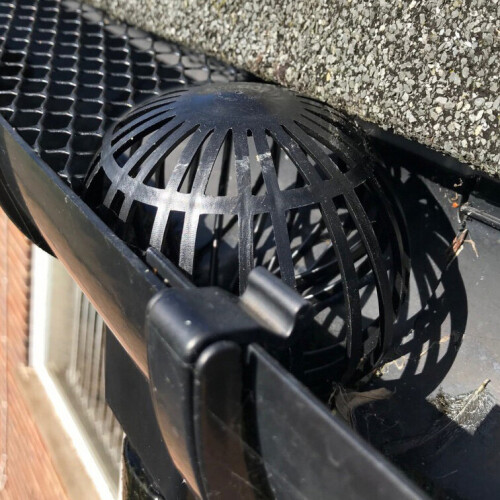 Selections Gutter Protection Mesh Guard (6m) & Downpipe Guards (Set of 2) 1