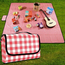 GUSUWU Picnic Blanket Waterproof Beach Rug 200200cm Picnic Mat Washable Lightweight with Handle Red Checkered for Hiking Travelling Outdoor Camp