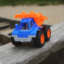 The Magic Toy Shop Sand Pit Sand Truck & Accessories Spade Fork Beach Garden Outdoor Kids Toy 5 PCS