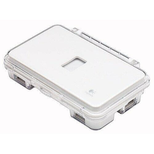 Logitech Play Gear Pocket Lite Logitech CASE for the DS Lite (New) 1