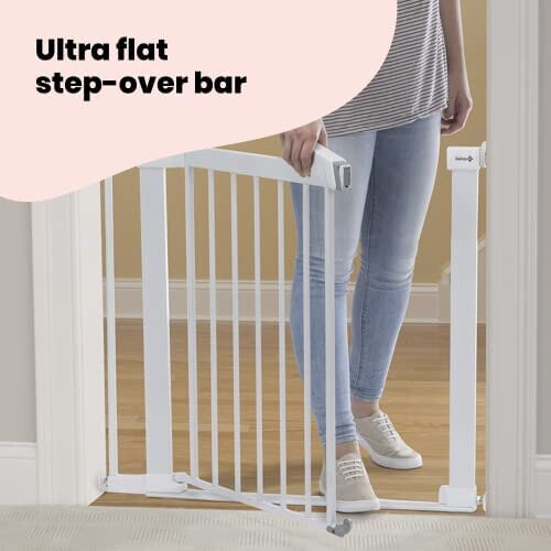 Safety 1st Flat Step, Extendable Safety Gate, Pressure Fit Stair Gate