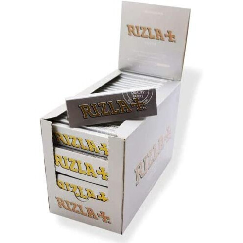 RIZLA Silver Regular Size Slim Rolling Paper - Pack of 100, 300 g