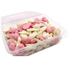 Bow Wow Treats Monster Mice Milk and Strawberry Chocolate, 1 kg