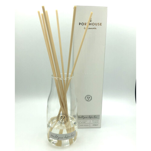 Porthouse By canova Reed Diffuser - Moonlit Grass Before Dawn