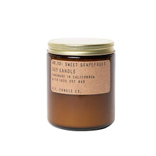 P.F. Candle Co. Sweet Grapefruit Classic Duftlys i Soja (7,2 oz) 40-50 timers brændetid, bomuldsvæge, amber glasbeholder